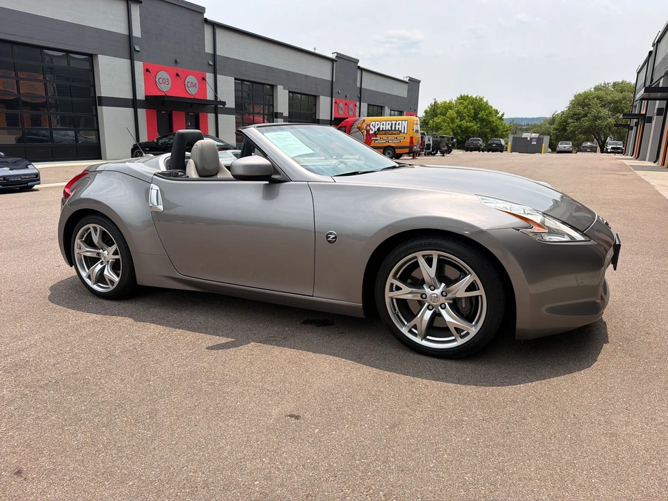 2010 Nissan 370Z 6th Gen - Image 11 of 30