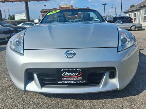 2010 Nissan 370Z Touring Roadster 2D