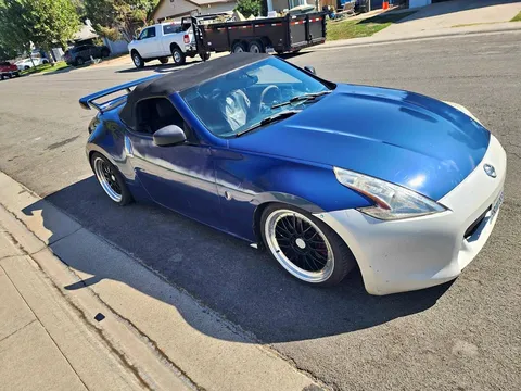 2010 Nissan 370Z Touring Sport Roadster 2D