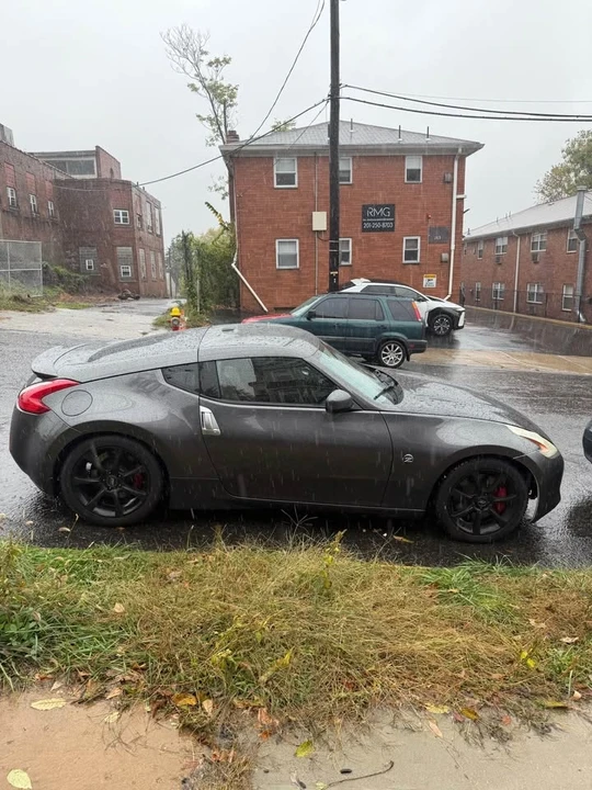 2010 Nissan 370Z 6th Gen - Image 6 of 11