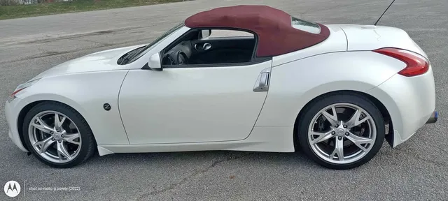 2010 Nissan 370z Roadster