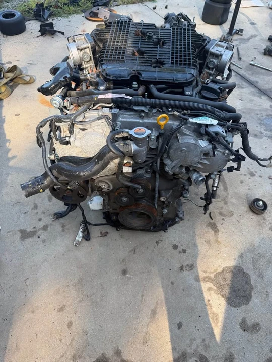 2010 Parts & Memorabilia Engines - Image 2 of 4