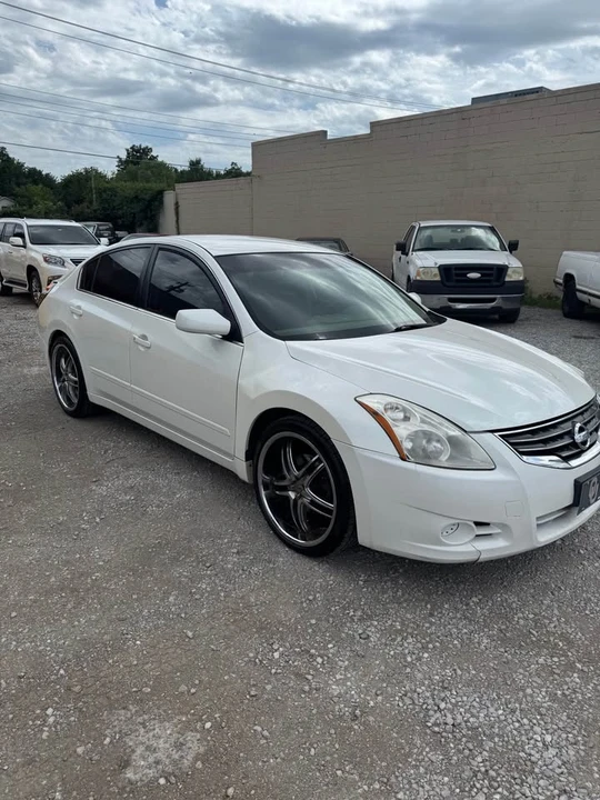 2010 Nissan Altima 4th Gen - Image 2 of 6