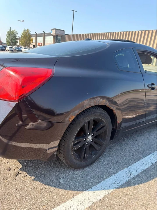 2010 Nissan Altima 4th Gen - Image 2 of 9