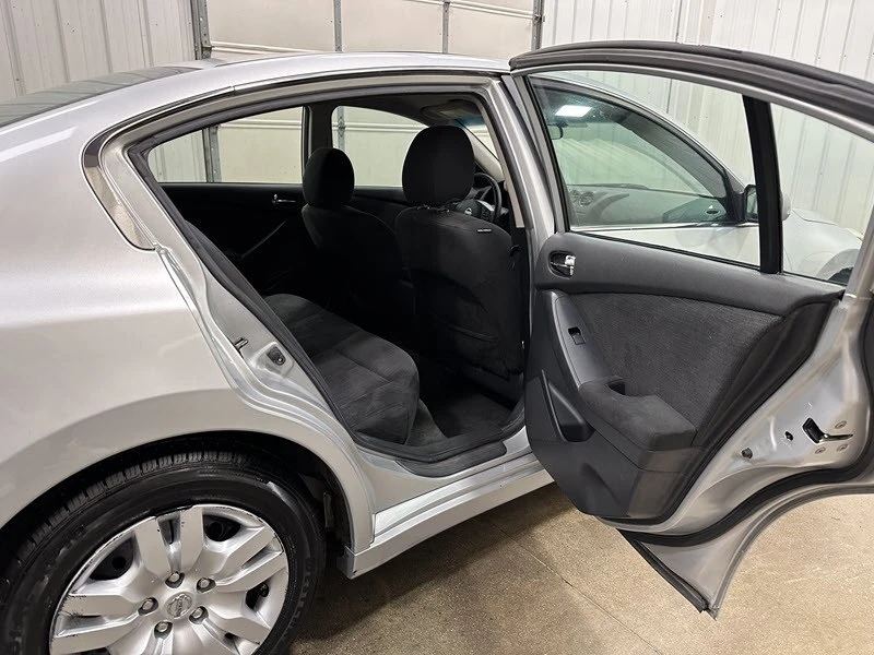 2010 Nissan Altima 4th Gen - Image 18 of 21
