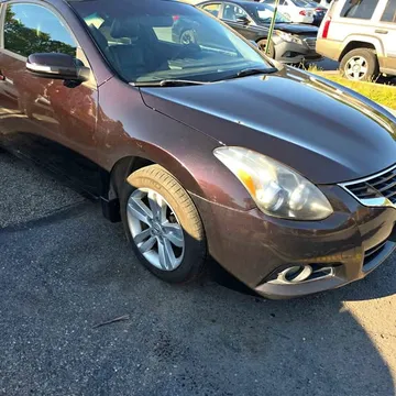 2010 Nissan Altima 2.5 S Coupe 2D