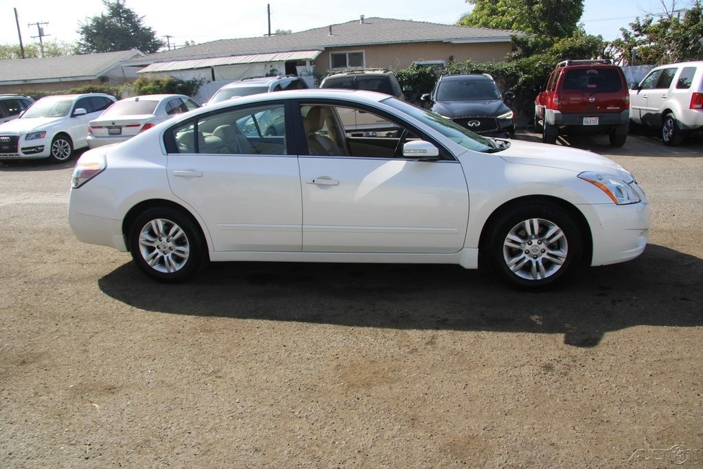 2010 Nissan Altima 4th Gen - Image 9 of 21