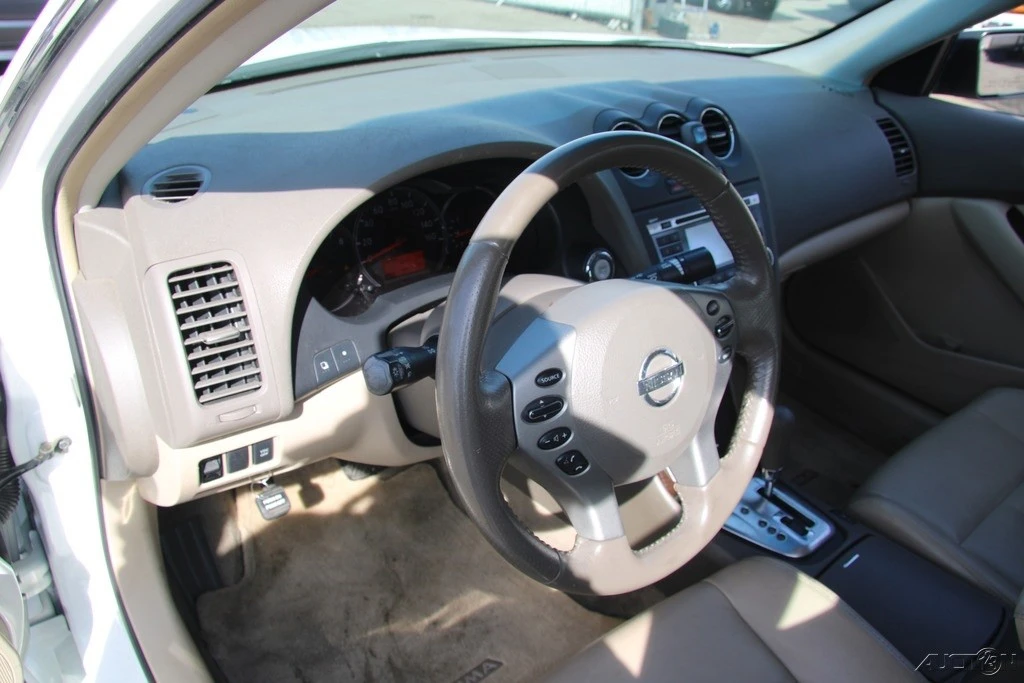 2010 Nissan Altima 4th Gen - Image 16 of 21