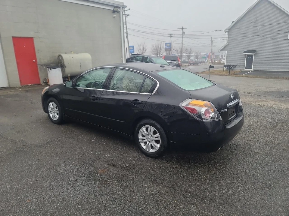 2010 Nissan Altima 4th Gen - Image 5 of 21