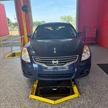 2010 Nissan Altima 2.5 SL Sedan 4D