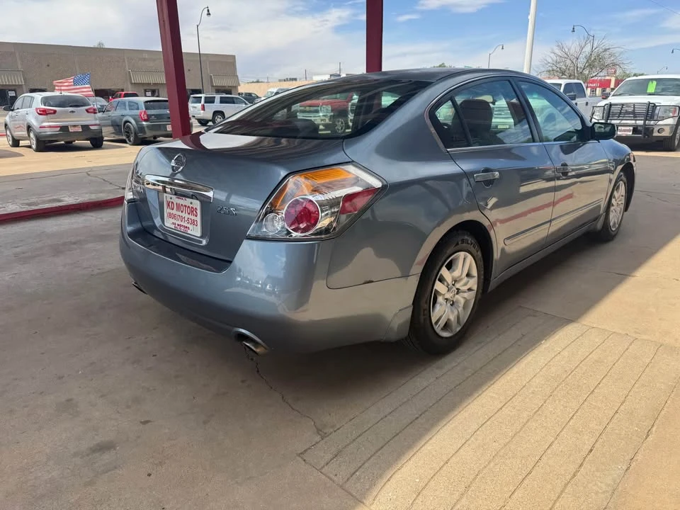 2010 Nissan Altima 4th Gen - Image 4 of 9