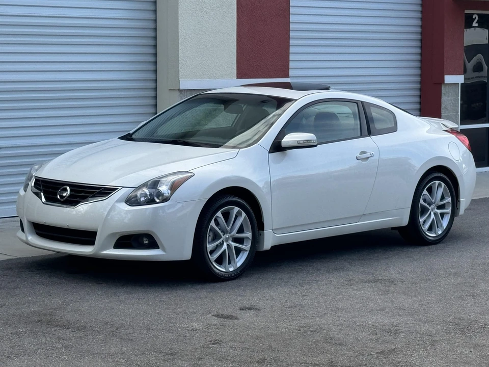 2010 Nissan Altima 4th Gen - Image 7 of 31