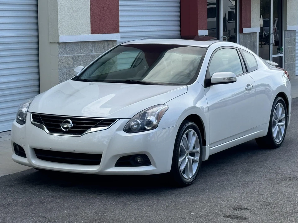 2010 Nissan Altima 4th Gen - Image 9 of 31
