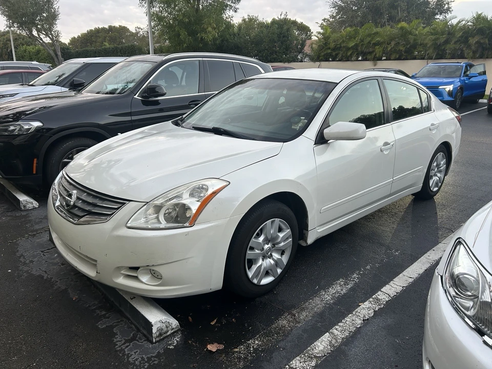 2010 Nissan Altima 4th Gen - Image 3 of 6