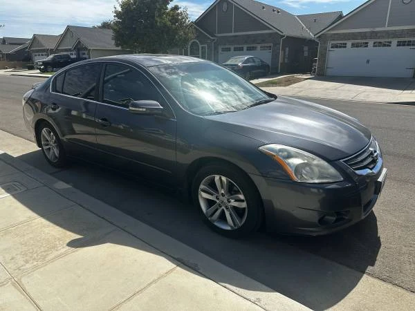 2010 Nissan Altima 4th Gen - Image 3 of 3