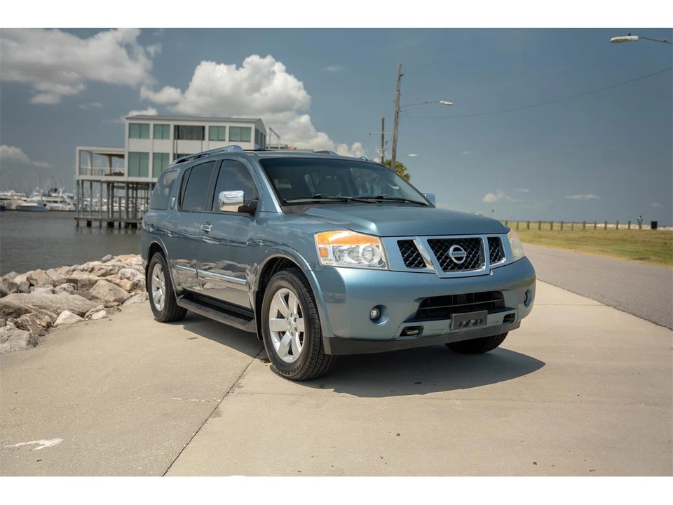 2010 Nissan Armada - Image 3 of 31