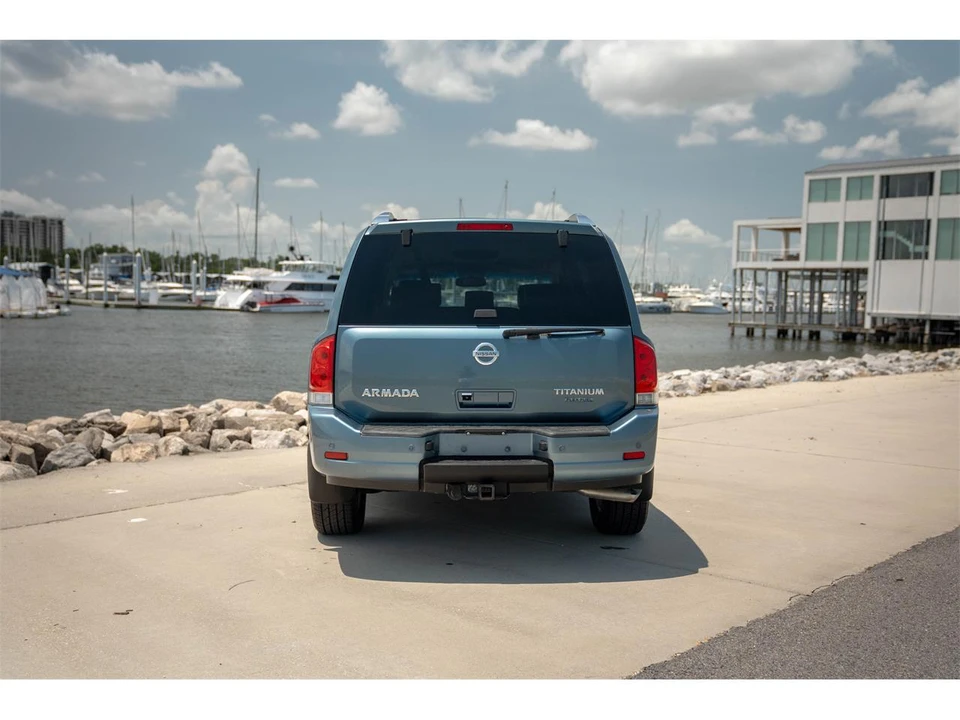 2010 Nissan Armada - Image 6 of 31