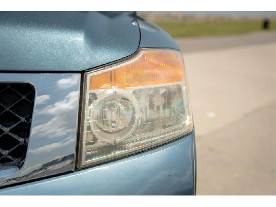 2010 Nissan Armada - Image 14 of 31