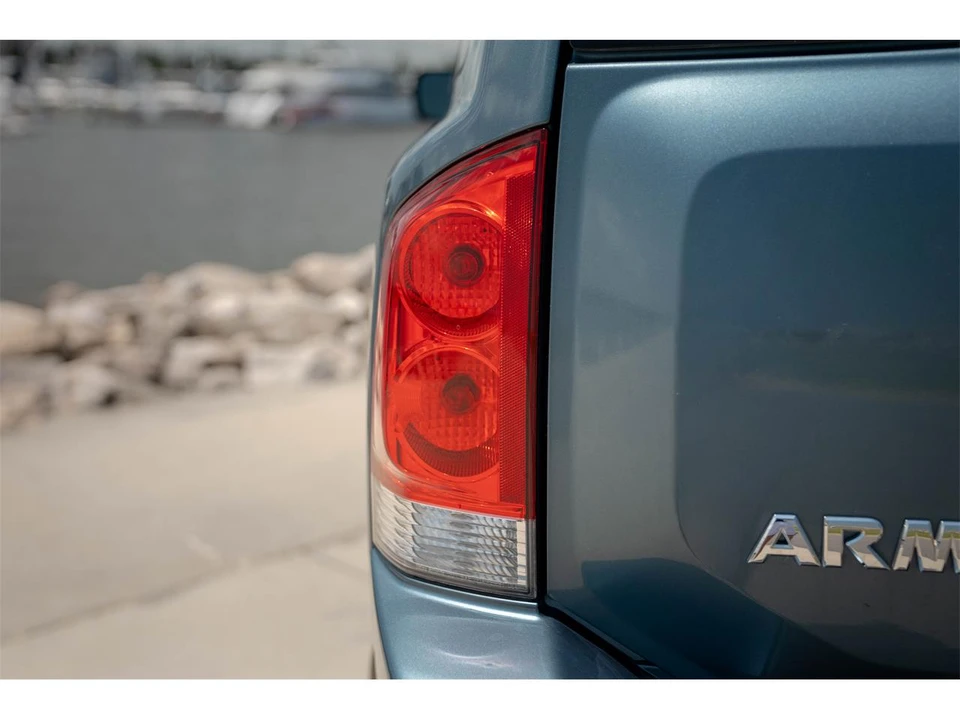 2010 Nissan Armada - Image 15 of 31