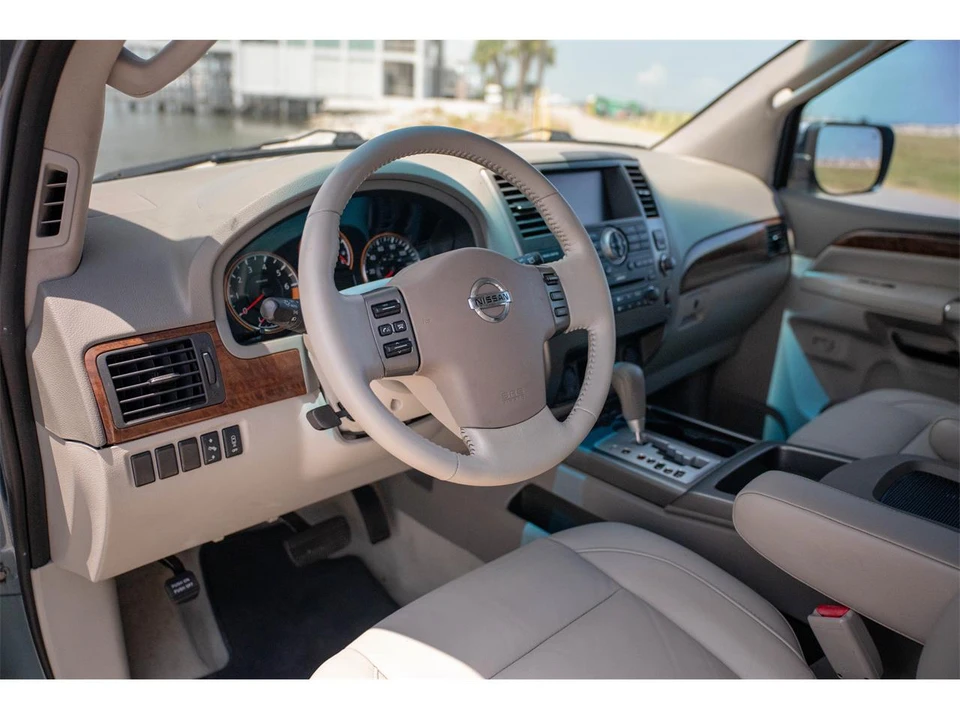 2010 Nissan Armada - Image 20 of 31