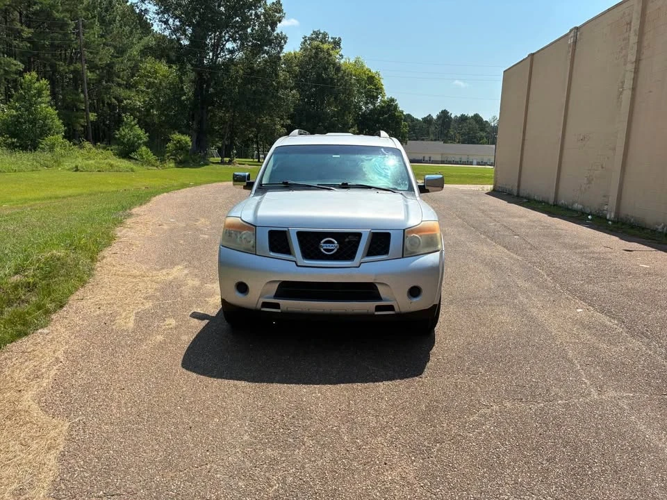 2010 Nissan Armada - Image 3 of 9