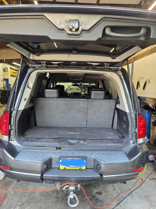 2010 Nissan Armada - Image 16 of 21