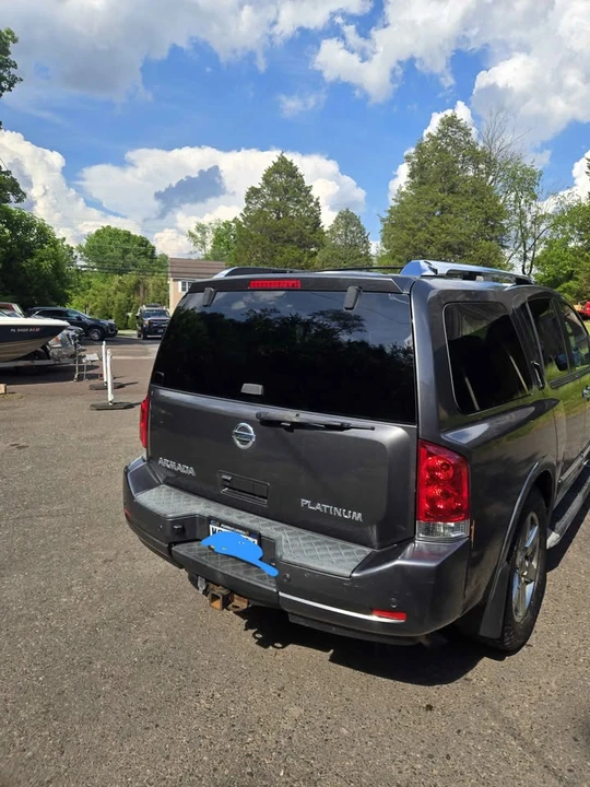 2010 Nissan Armada - Image 3 of 21