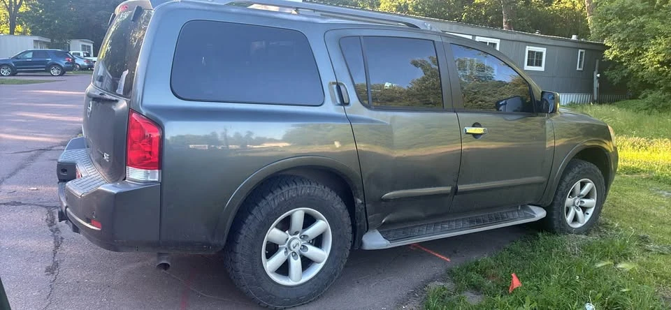 2010 Nissan Armada - Image 2 of 5