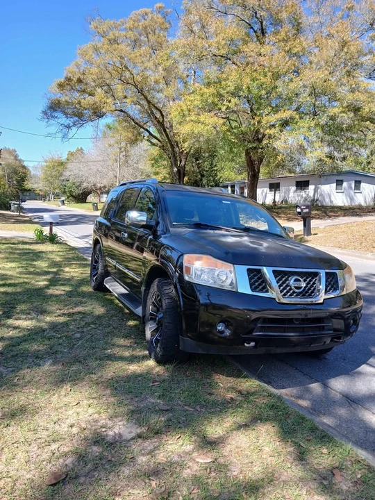 2010 Nissan Armada - Image 3 of 5
