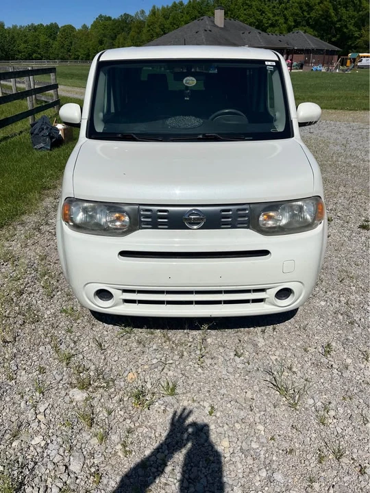 2010 Nissan Cube - Image 2 of 7
