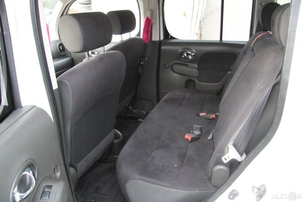 2010 Nissan Cube - Image 19 of 21