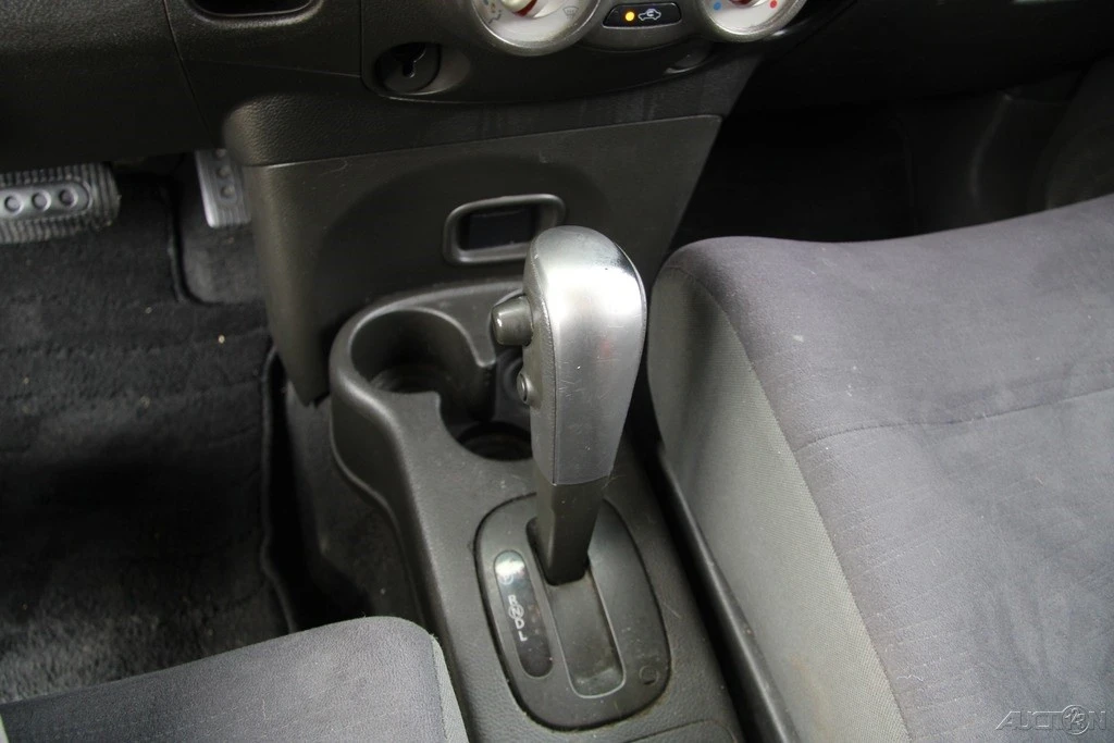 2010 Nissan Cube - Image 17 of 21