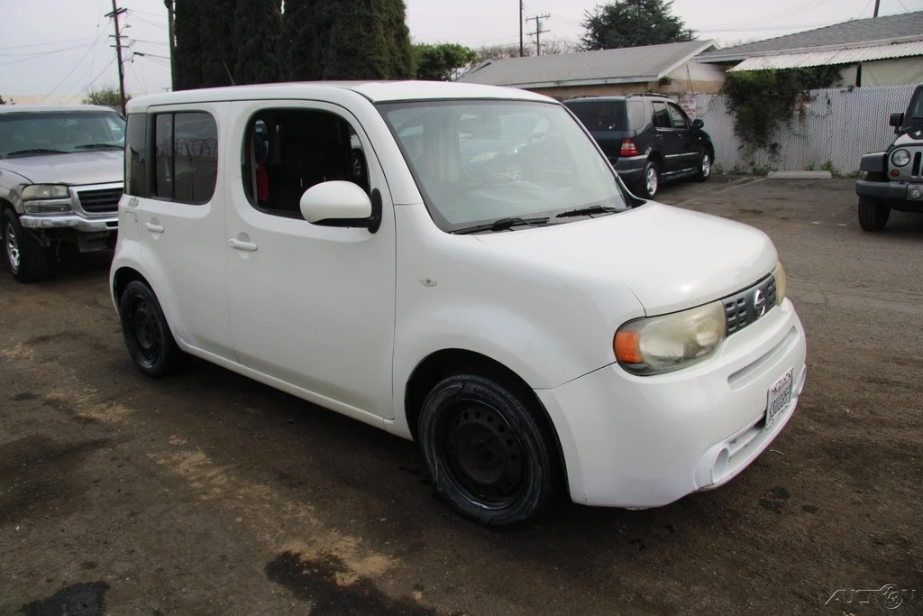 2010 Nissan Cube - Image 8 of 21