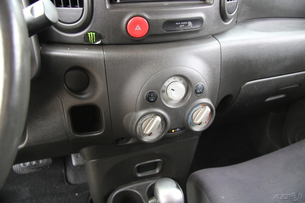 2010 Nissan Cube - Image 16 of 21