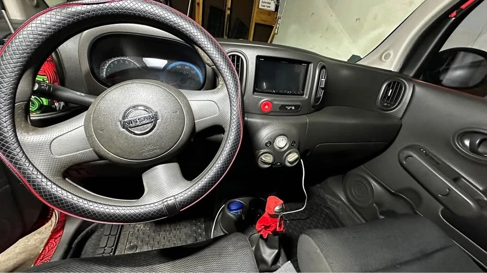 2010 Nissan Cube - Image 9 of 9