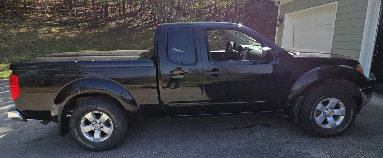 2010 Nissan Frontier 2nd Gen - Image 12 of 21