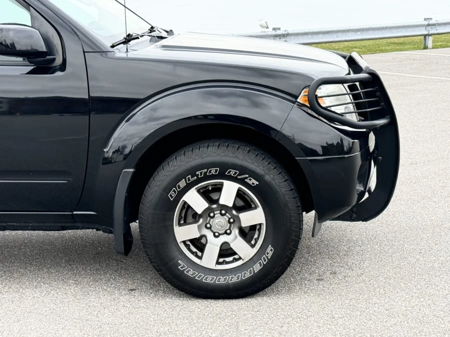 2010 Nissan Frontier 2nd Gen - Image 15 of 31
