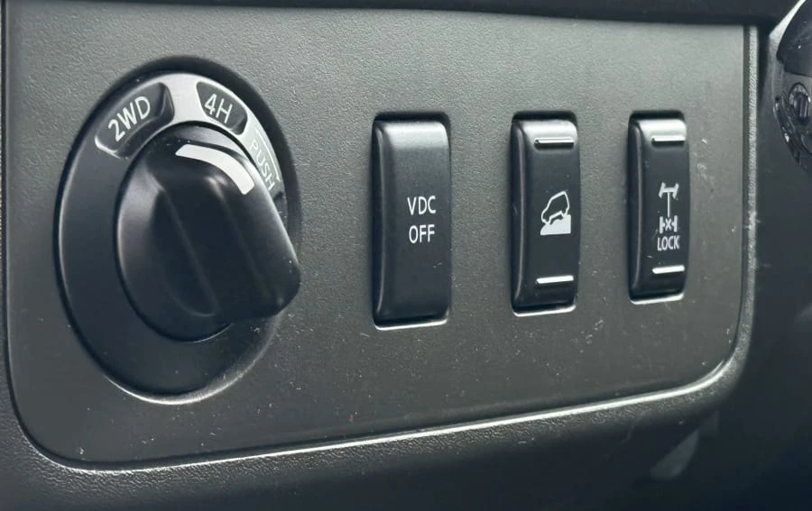 2010 Nissan Frontier 2nd Gen - Image 28 of 31