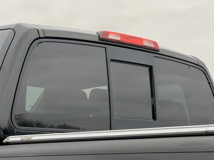2010 Nissan Frontier 2nd Gen - Image 14 of 31