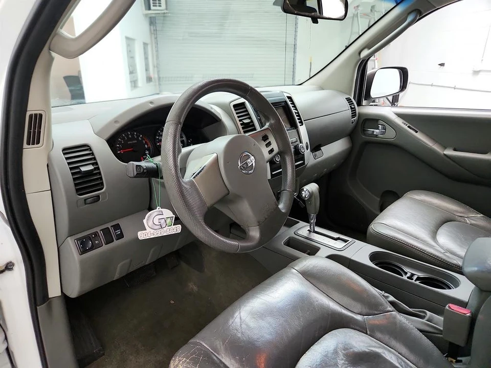 2010 Nissan Frontier 2nd Gen - Image 13 of 21