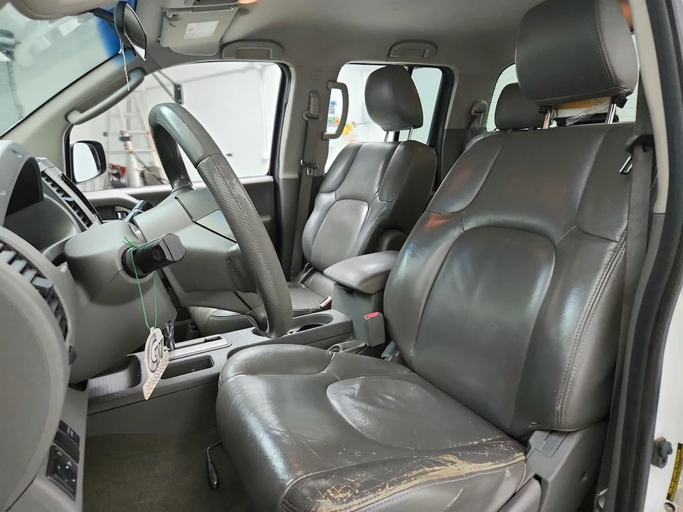 2010 Nissan Frontier 2nd Gen - Image 14 of 21