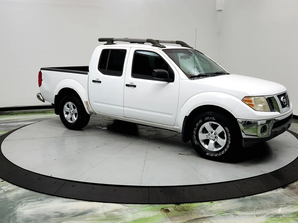 2010 Nissan Frontier 2nd Gen - Image 3 of 21