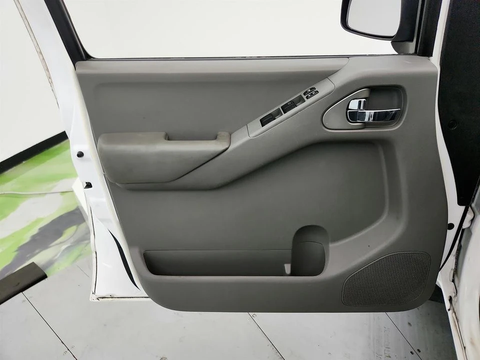 2010 Nissan Frontier 2nd Gen - Image 21 of 21