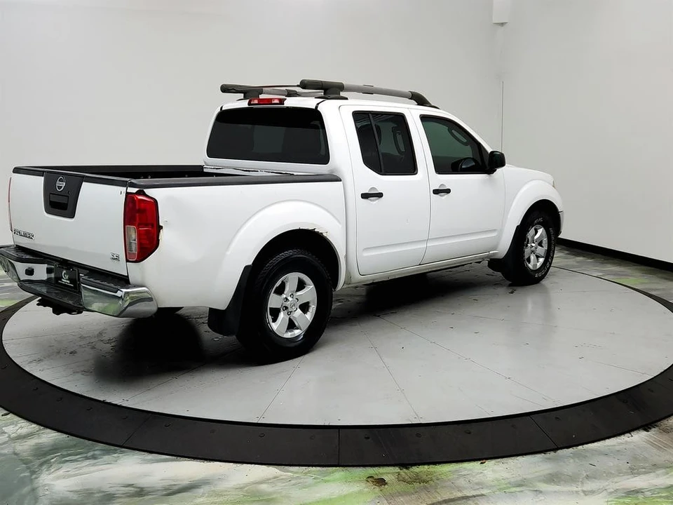 2010 Nissan Frontier 2nd Gen - Image 5 of 21