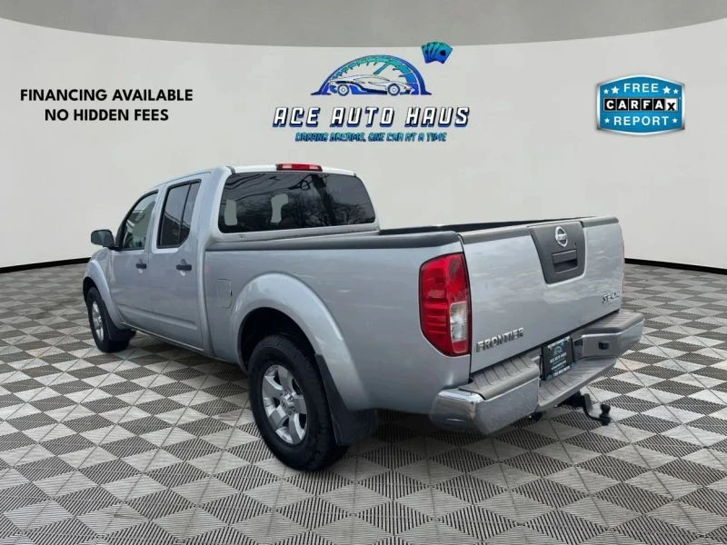 2010 Nissan Frontier 2nd Gen - Image 5 of 12