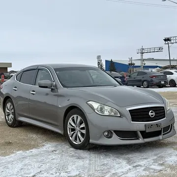 2010 Nissan Fuga 370GT
