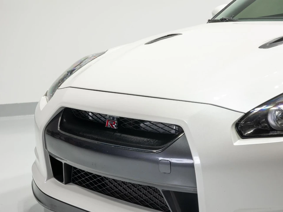 2010 Nissan R35 GT-R Premium - Image 10 of 31