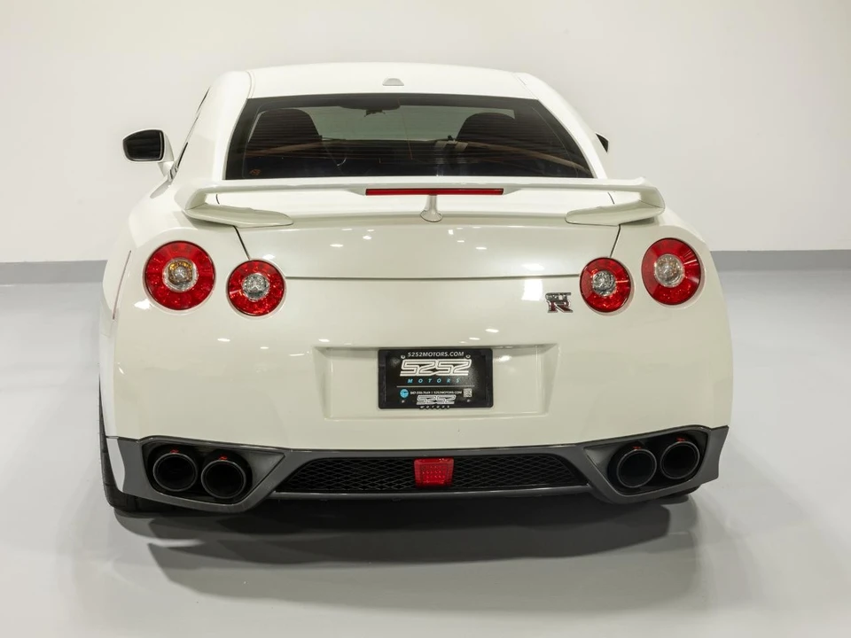 2010 Nissan R35 GT-R Premium - Image 8 of 31