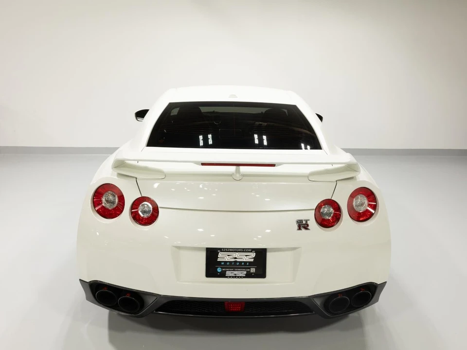 2010 Nissan R35 GT-R Premium - Image 9 of 31