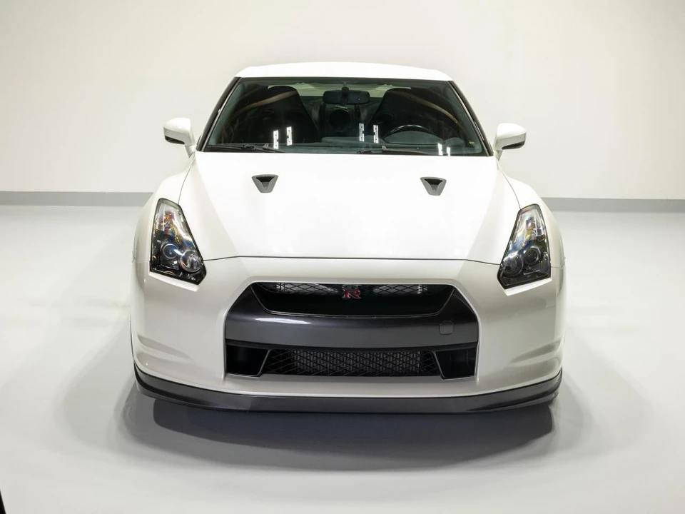 2010 Nissan R35 GT-R Premium - Image 2 of 31